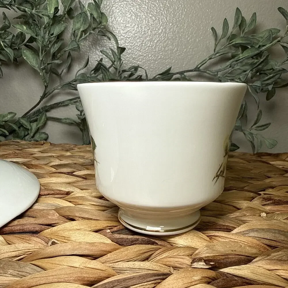 Duchess vintage bone